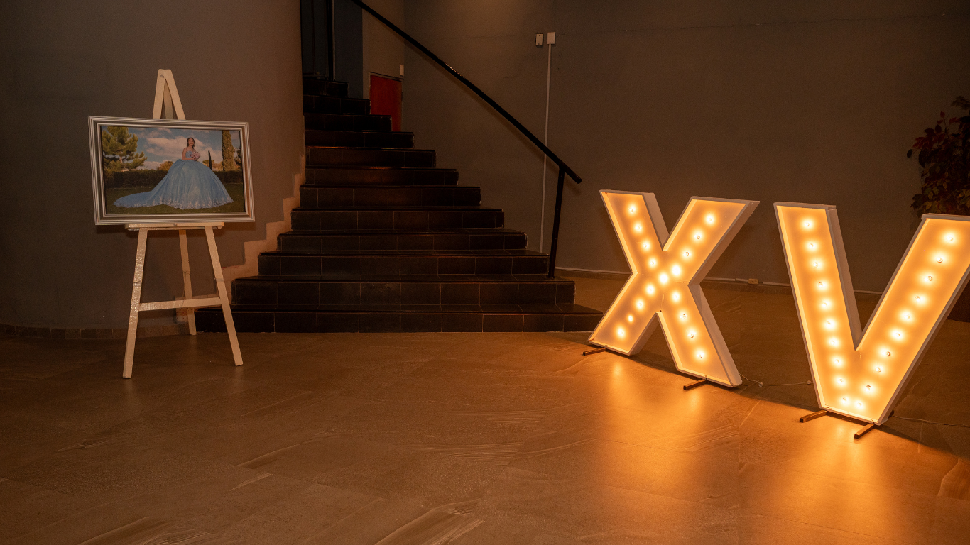 Decoración Bass Xv años